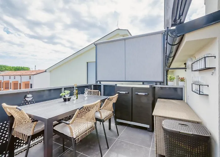 Bela ***** Πούλα