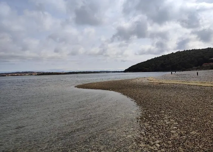 Bela ***** Διαμέρισμα Πούλα